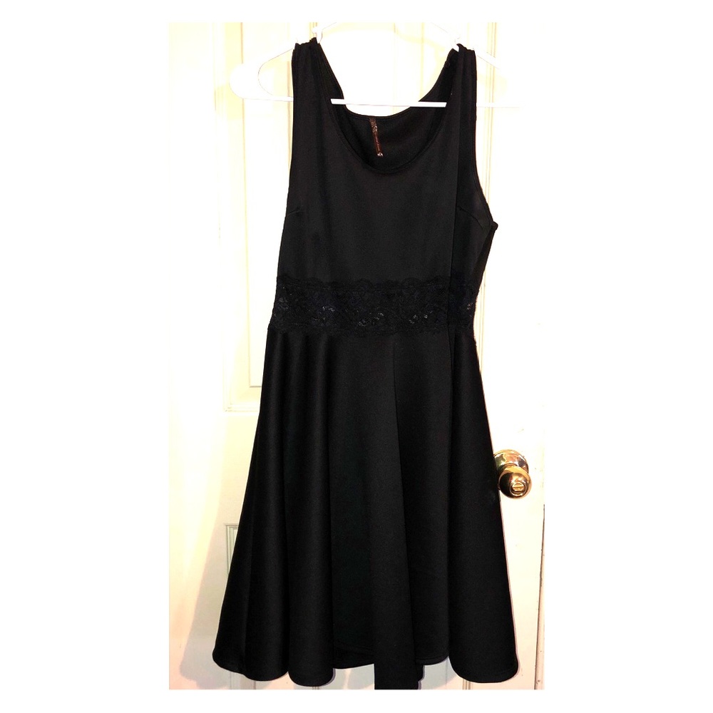 Black Sleeveless Princess Dress w/ Lace
